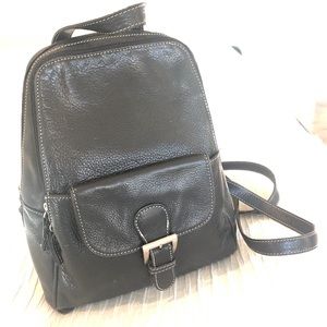 Vintage 90’s Tignanello backpack purse